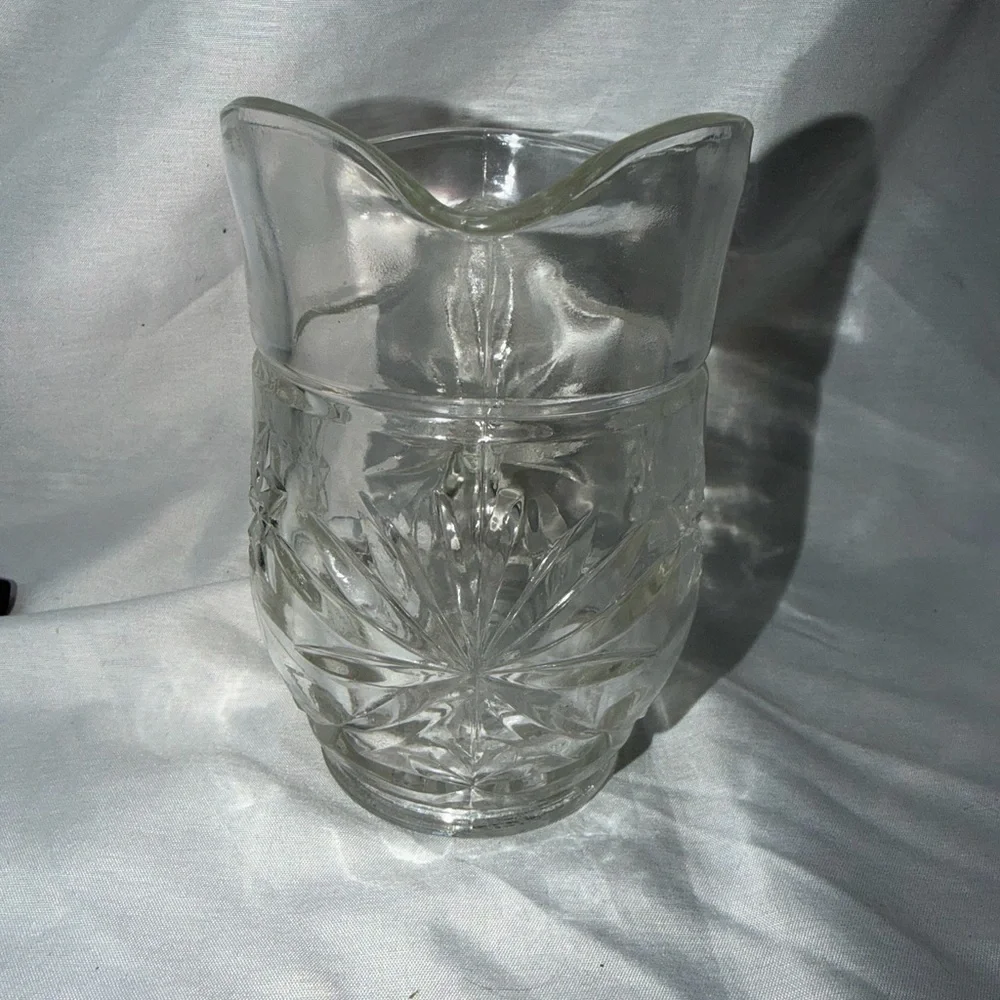 Vintage Anchor Hocking Star of David Glass Pitcher - Picture 2 of 10